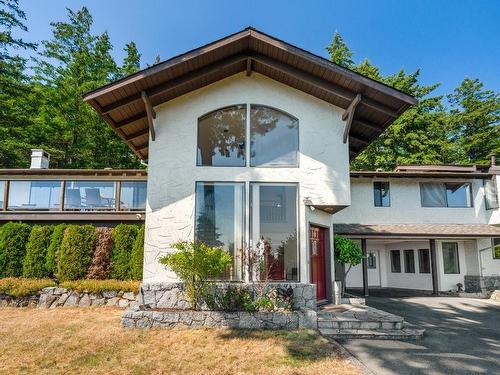 4719 Rutland Road, West Vancouver, BC 