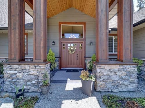 5312 Stamford Place, Sechelt, BC 