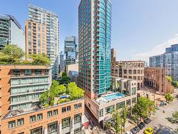 904 480 ROBSON STREET  Vancouver, BC V6B 1S1