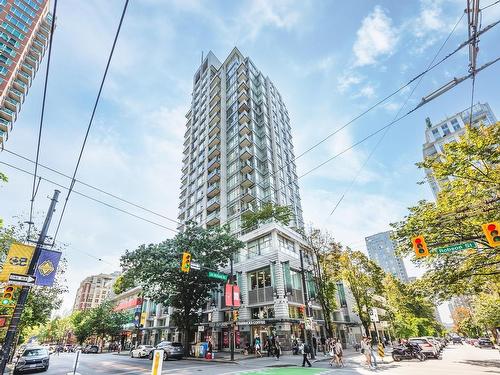 904 480 Robson Street, Vancouver, BC 