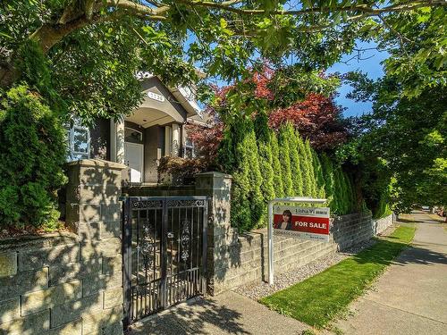 7736 Jasper Crescent, Vancouver, BC 