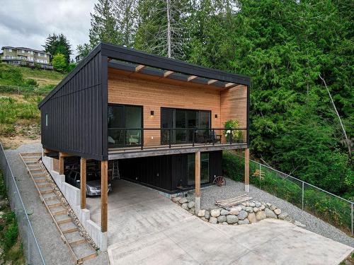 1829 North Road, Gibsons, BC 