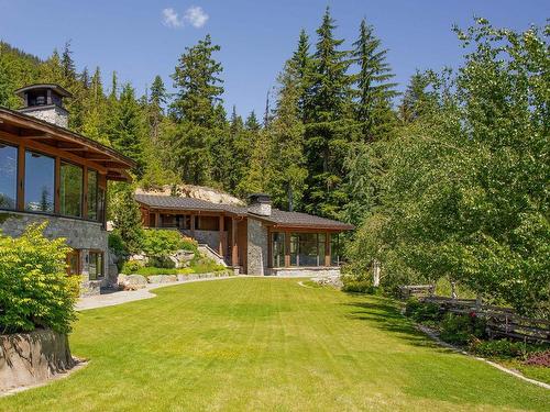 5476 Stonebridge Place, Whistler, BC 