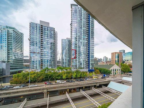 1107 188 Keefer Place, Vancouver, BC 