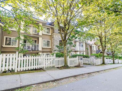 202 7330 Salisbury Avenue, Burnaby, BC 