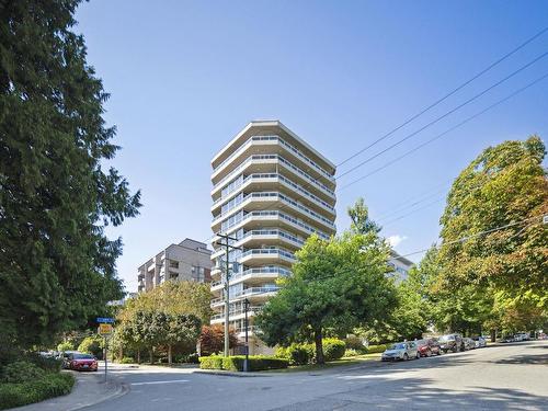 4 1717 Duchess Avenue, West Vancouver, BC 