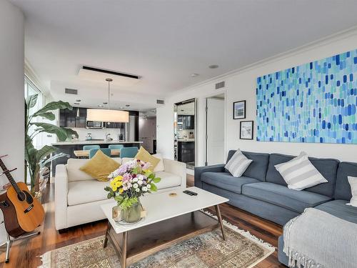 605 133 E Esplanade, North Vancouver, BC 