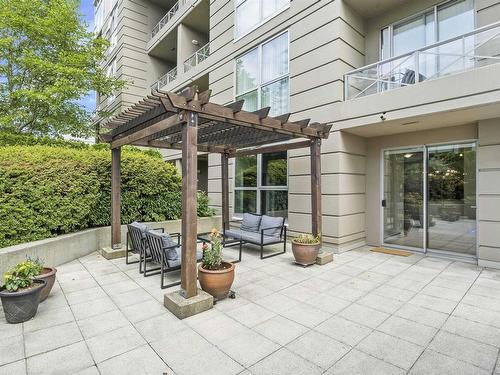 310 160 E 13Th Street, North Vancouver, BC 