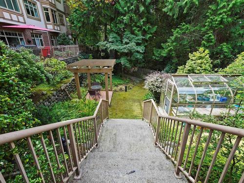 311 2059 Chesterfield Avenue, North Vancouver, BC 