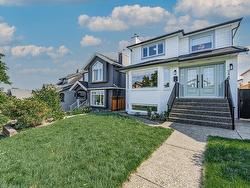 2460 E 2ND AVENUE  Vancouver, BC V5M 1C5