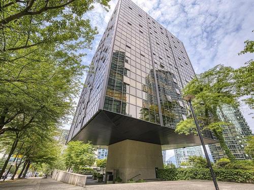 409 1333 W Georgia Street, Vancouver, BC 