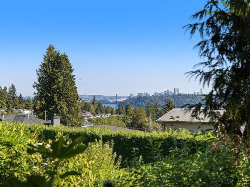 2234 Ottawa Avenue, West Vancouver, BC 