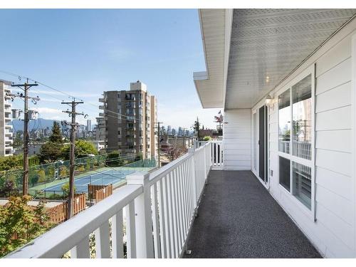 301 2365 W 3Rd Avenue, Vancouver, BC 