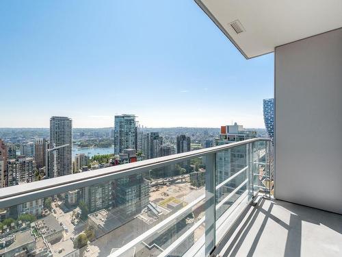 3705 1283 Howe Street, Vancouver, BC 