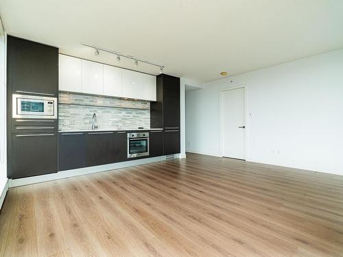 2208 8031 Nunavut Lane, Vancouver, BC 