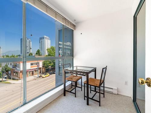 304 5818 Lincoln Street, Vancouver, BC 