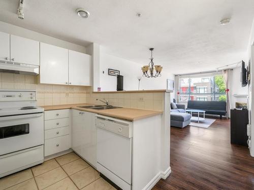 304 5818 Lincoln Street, Vancouver, BC 