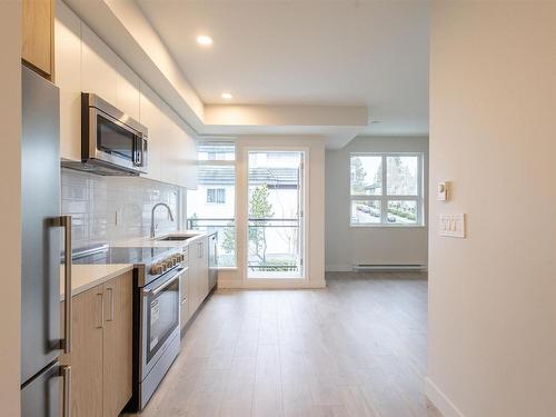 406 5535 Hastings Street, Burnaby, BC 