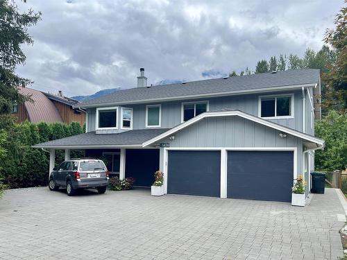 1426 Poplar Street, Pemberton, BC 