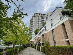 1701 6351 BUSWELL STREET  Richmond, BC V6Y 0A4