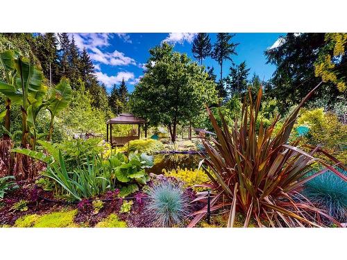 2100 Port Mellon Highway, Gibsons, BC 