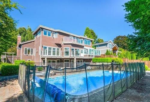 5397 Buckingham Avenue, Burnaby, BC 