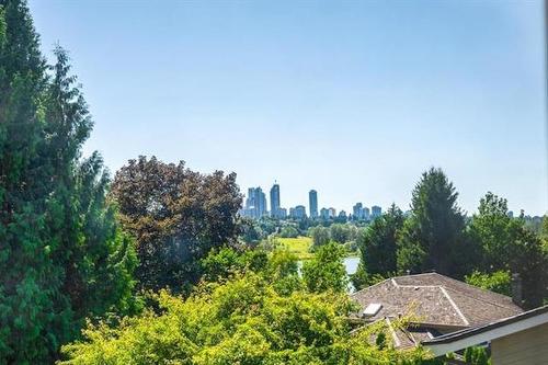 5397 Buckingham Avenue, Burnaby, BC 