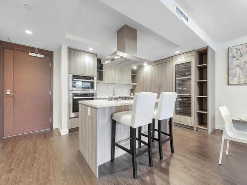 1008 1768 Cook Street, Vancouver, BC 