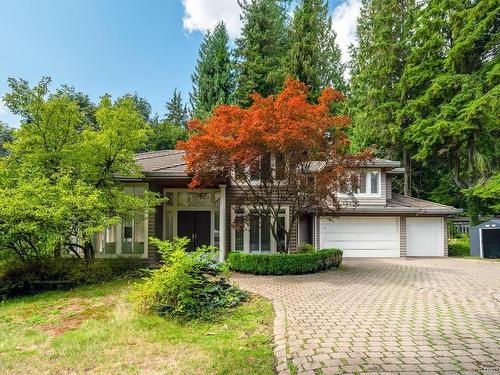 520 Hadden Drive, West Vancouver, BC 