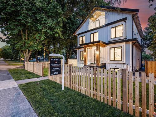 2608 W 41St Avenue, Vancouver, BC 