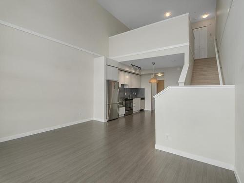 513 9877 University Crescent, Burnaby, BC 