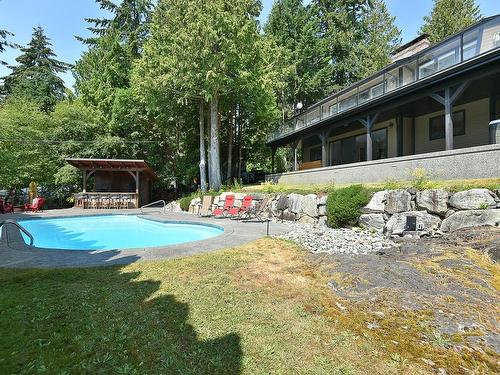 7305 Redrooffs Road, Halfmoon Bay, BC 