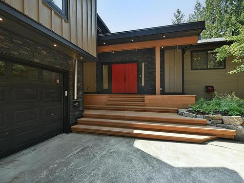 7305 Redrooffs Road, Halfmoon Bay, BC 