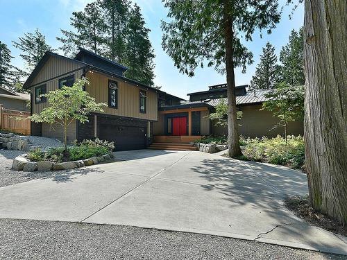 7305 Redrooffs Road, Halfmoon Bay, BC 