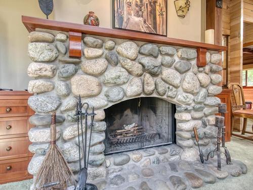 6109 Sechelt Inlet Road, Sechelt, BC 