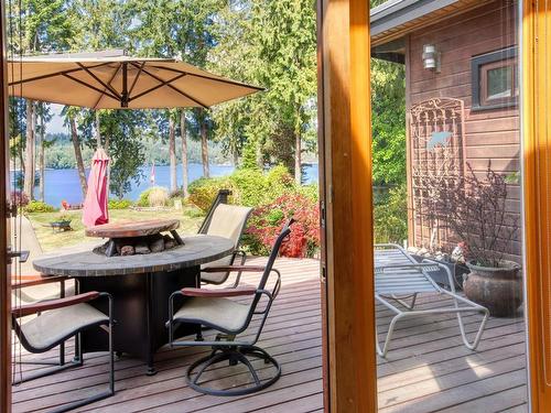 6109 Sechelt Inlet Road, Sechelt, BC 