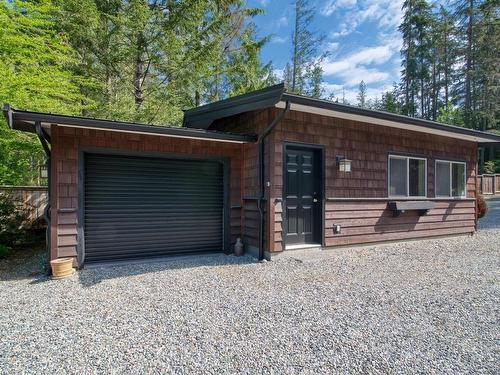 6109 Sechelt Inlet Road, Sechelt, BC 