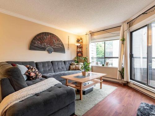 205 1690 Augusta Avenue, Burnaby, BC 