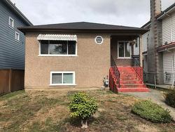 319 E 55TH AVENUE  Vancouver, BC V5X 1N2