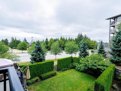 213 3156 Dayanee Springs Boulevard, Coquitlam, BC 