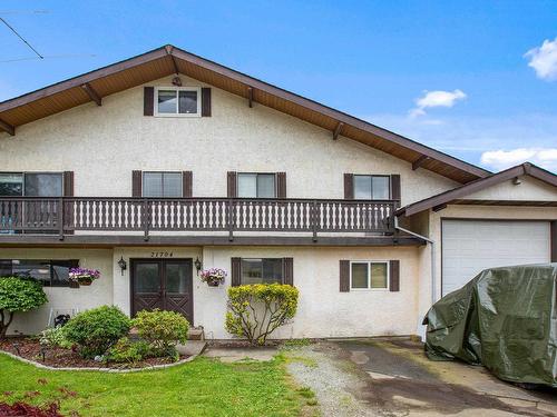 21704 124 Avenue, Maple Ridge, BC 