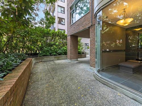 101 1845 Robson Street, Vancouver, BC 