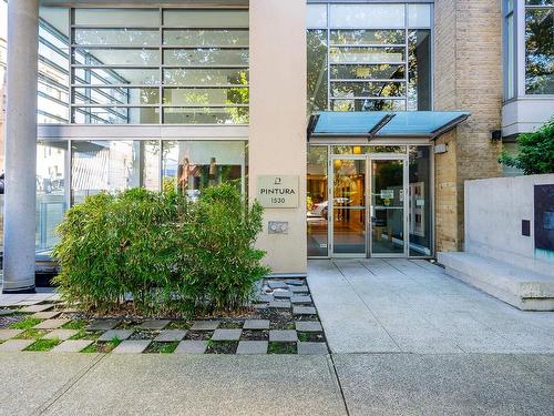 805 1530 W 8Th Avenue, Vancouver, BC 