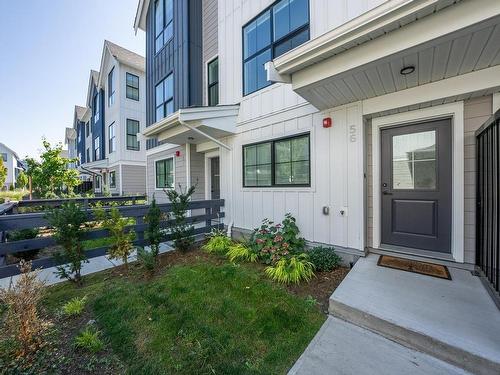 56 488 Furness Street, New Westminster, BC 