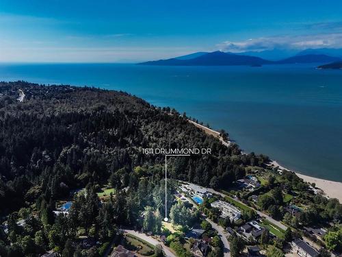 1611 Drummond Drive, Vancouver, BC 