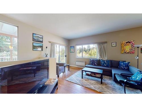 5667 Rutherford Road, Halfmoon Bay, BC 