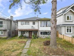 4305 FLEMING STREET  Vancouver, BC V5N 3W4