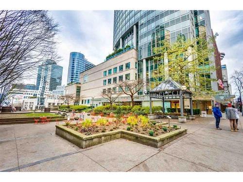 1502 837 W Hastings Street, Vancouver, BC 