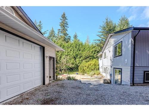 8099 Northwood Road, Halfmoon Bay, BC 