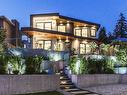 1029 Esplanade Avenue, West Vancouver, BC 